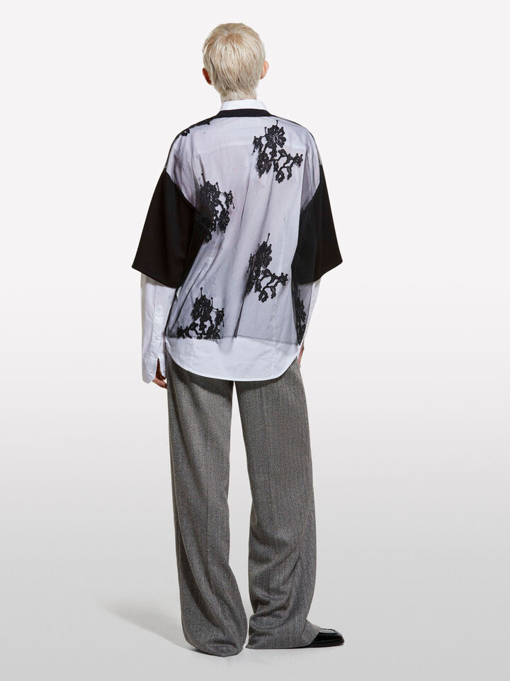 T-shirt nera in pizzo  - t-shirt a manica corta da donna - Nero | Sisley image number 2